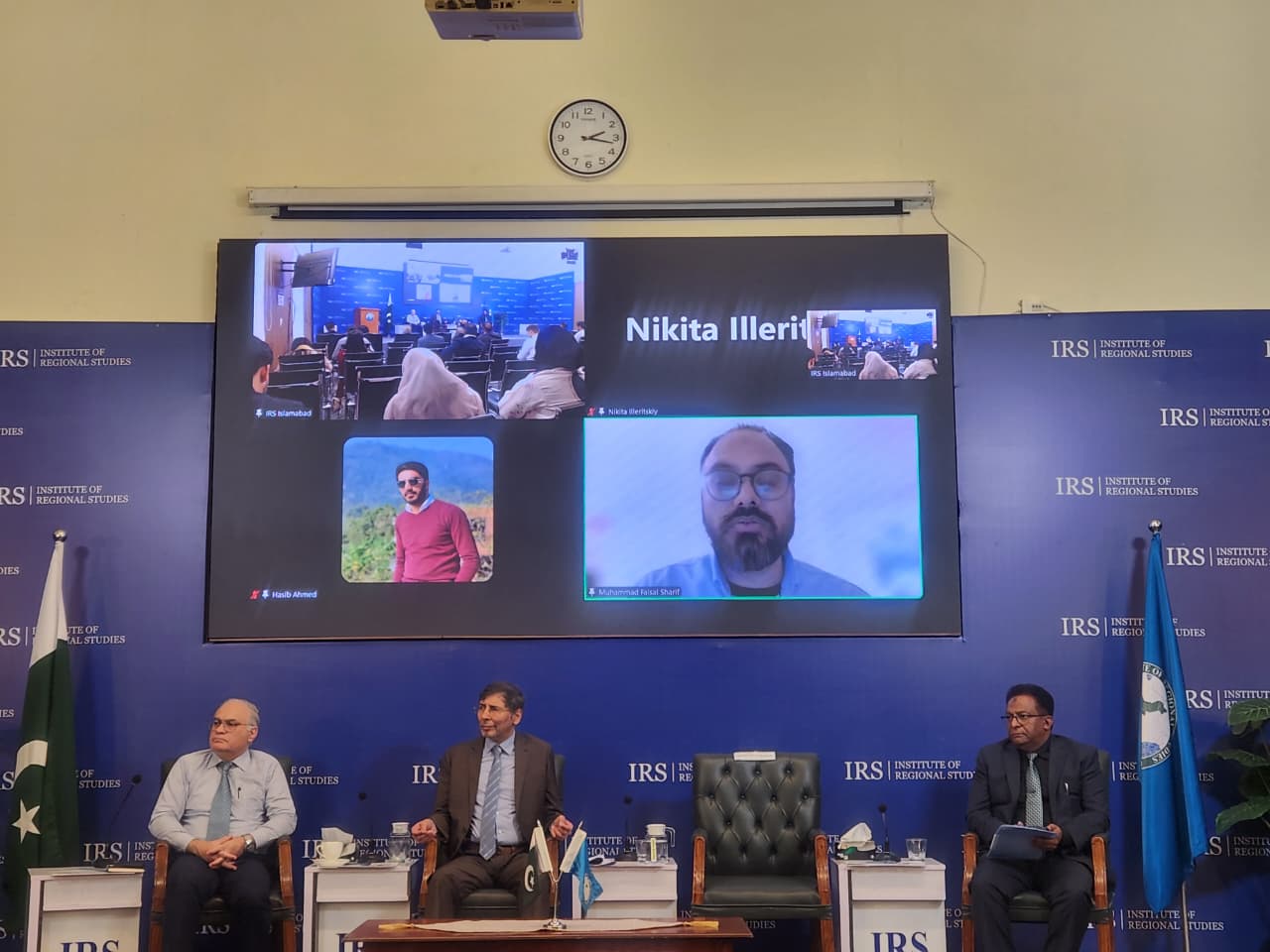 Experts highlight need for regional cooperation on clean energy