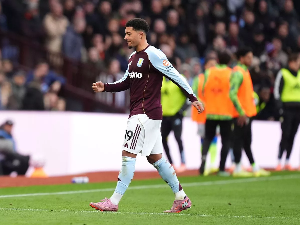 Unai Emery makes Jadon Sancho 'punishment' claim after Man Utd loanee subbed vs Man City