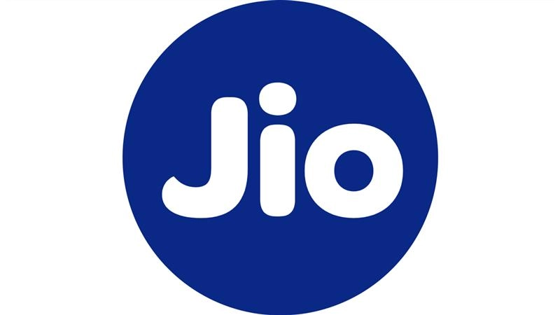 Reliance Partners With Google To Accelerate AI Adoption Across India, Will Roll Out Google’s Gemini AI Pro Plan Free to Jio Users