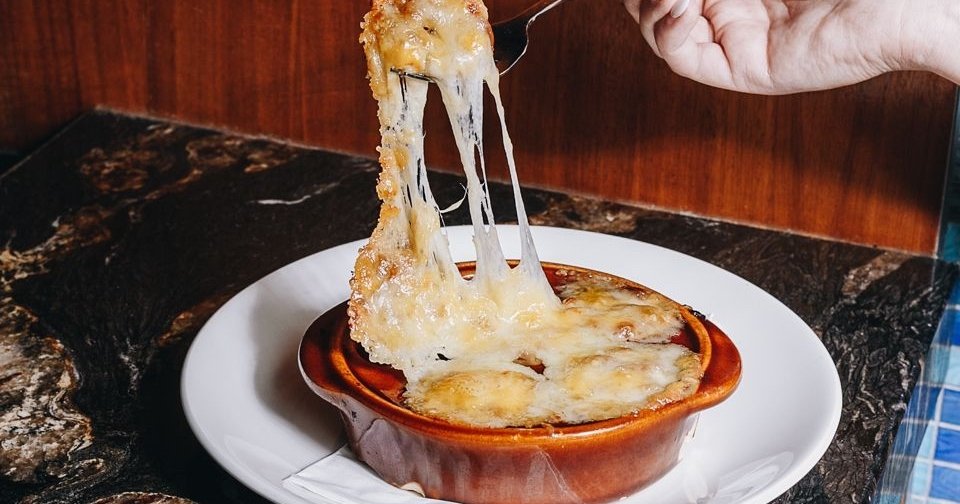 Restaurants are transforming French onion soup into crepes, pizza and more