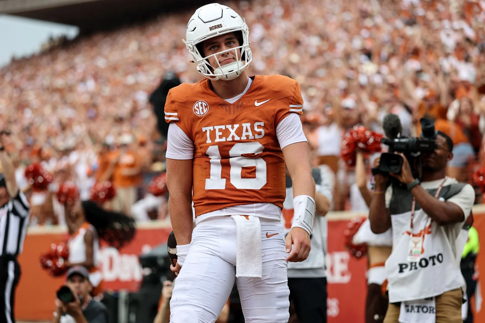 Arch Manning injury update: Latest news on Texas QB who entered concussion protocol ahead of Vanderbilt clash