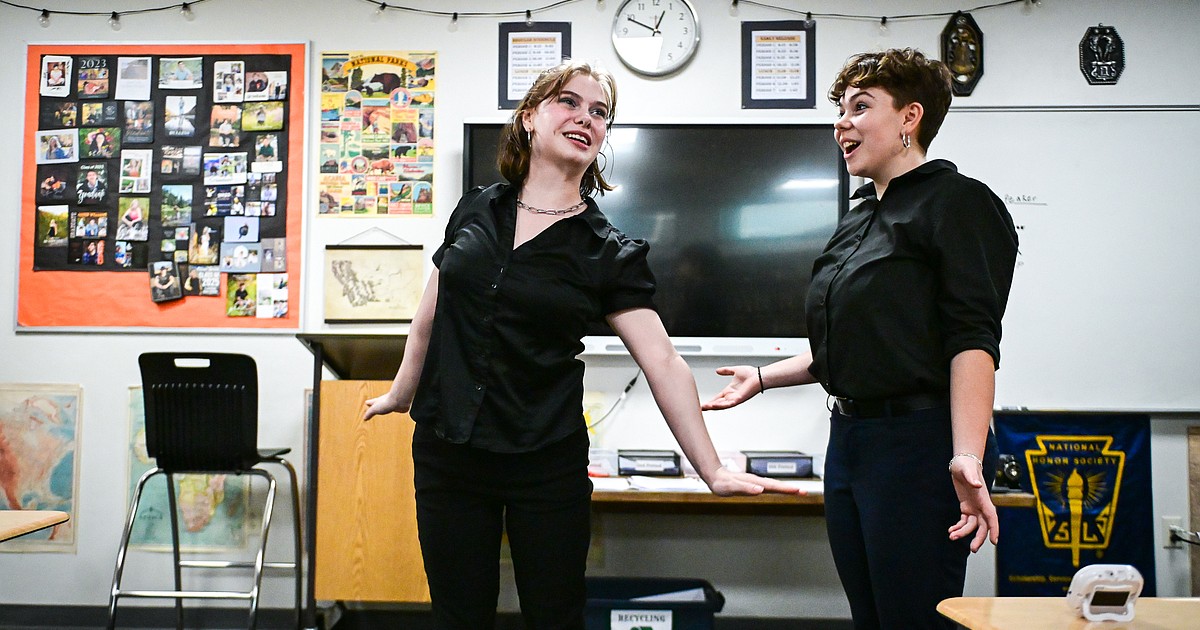 Speech and debate teams talk shop about the season ahead