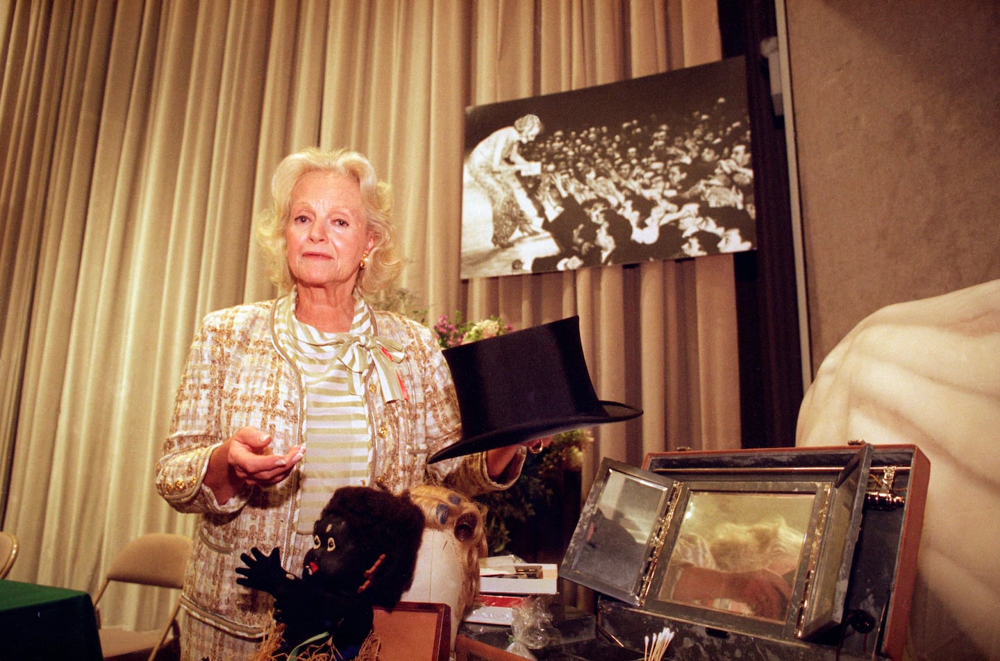 Maria Riva, the daughter who demystified Marlene Dietrich’s legend, dies at 100