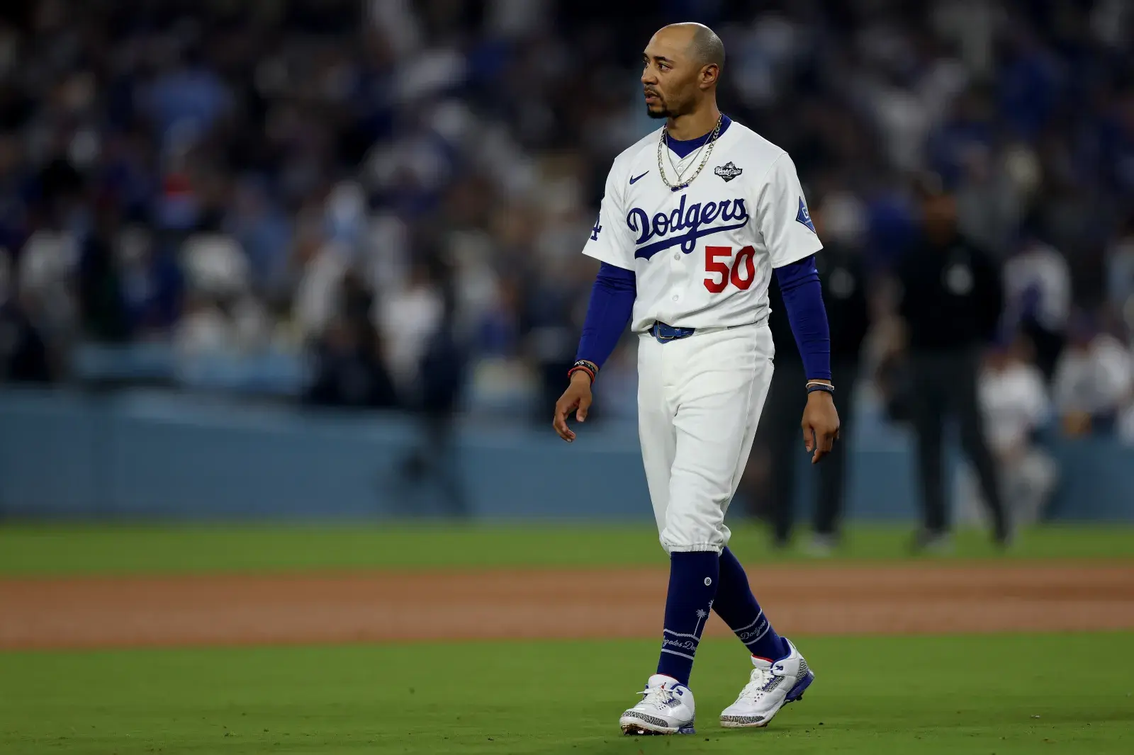 Dodgers' Dave Roberts Makes Surprise Mookie Betts Admission Amid Struggles