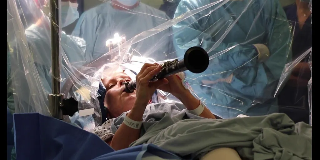 Woman with Parkinson’s plays clarinet during operation in remarkable scene