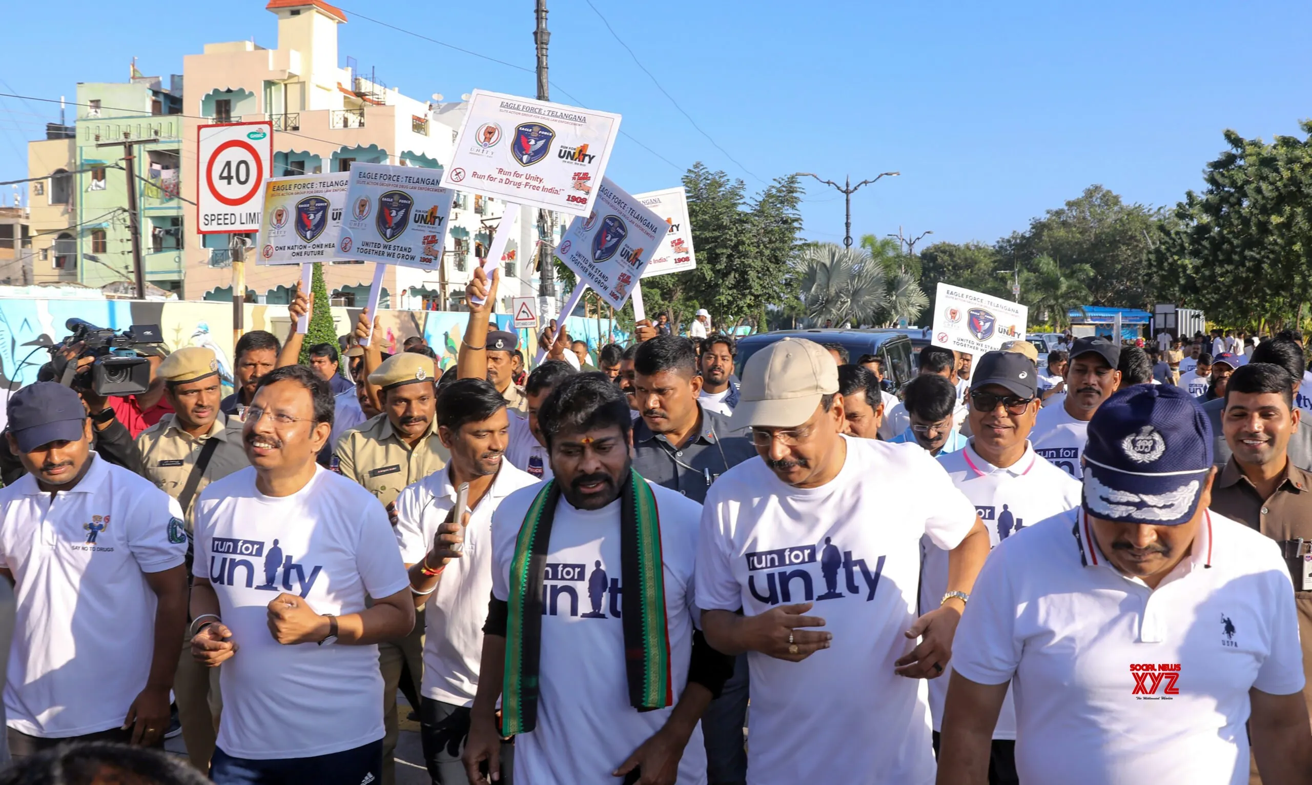 Hyderabad: Chiranjeevi Participates in Run for Unity #Gallery