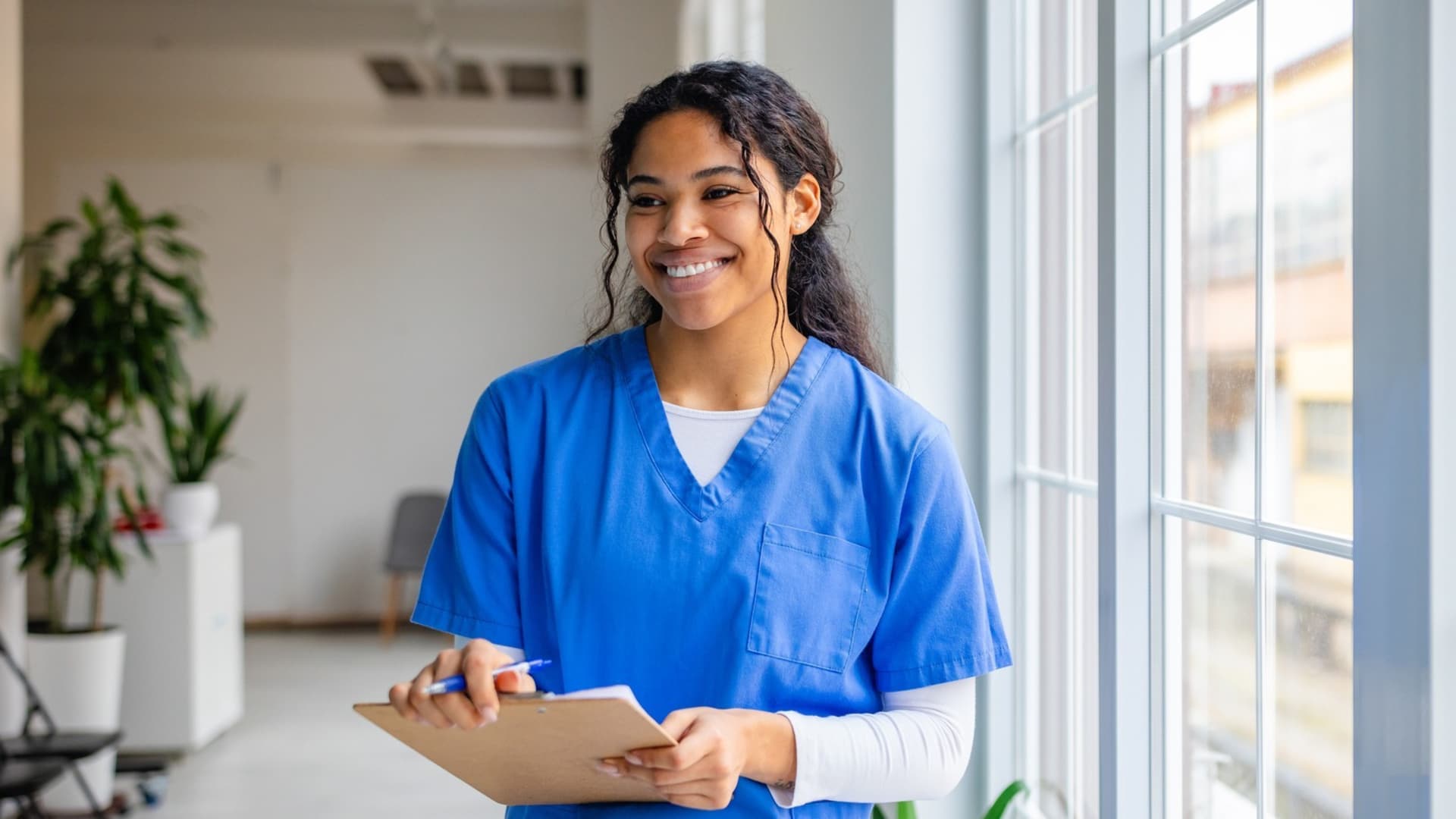 Fast-growing, entry-level careers that are at low risk of being replaced by AI, says new report