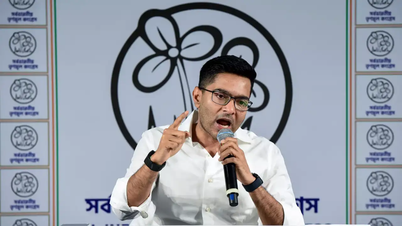 Bengal SIR: TMC warns of legal action, protests; calls it 'Silent Invisible Rigging'