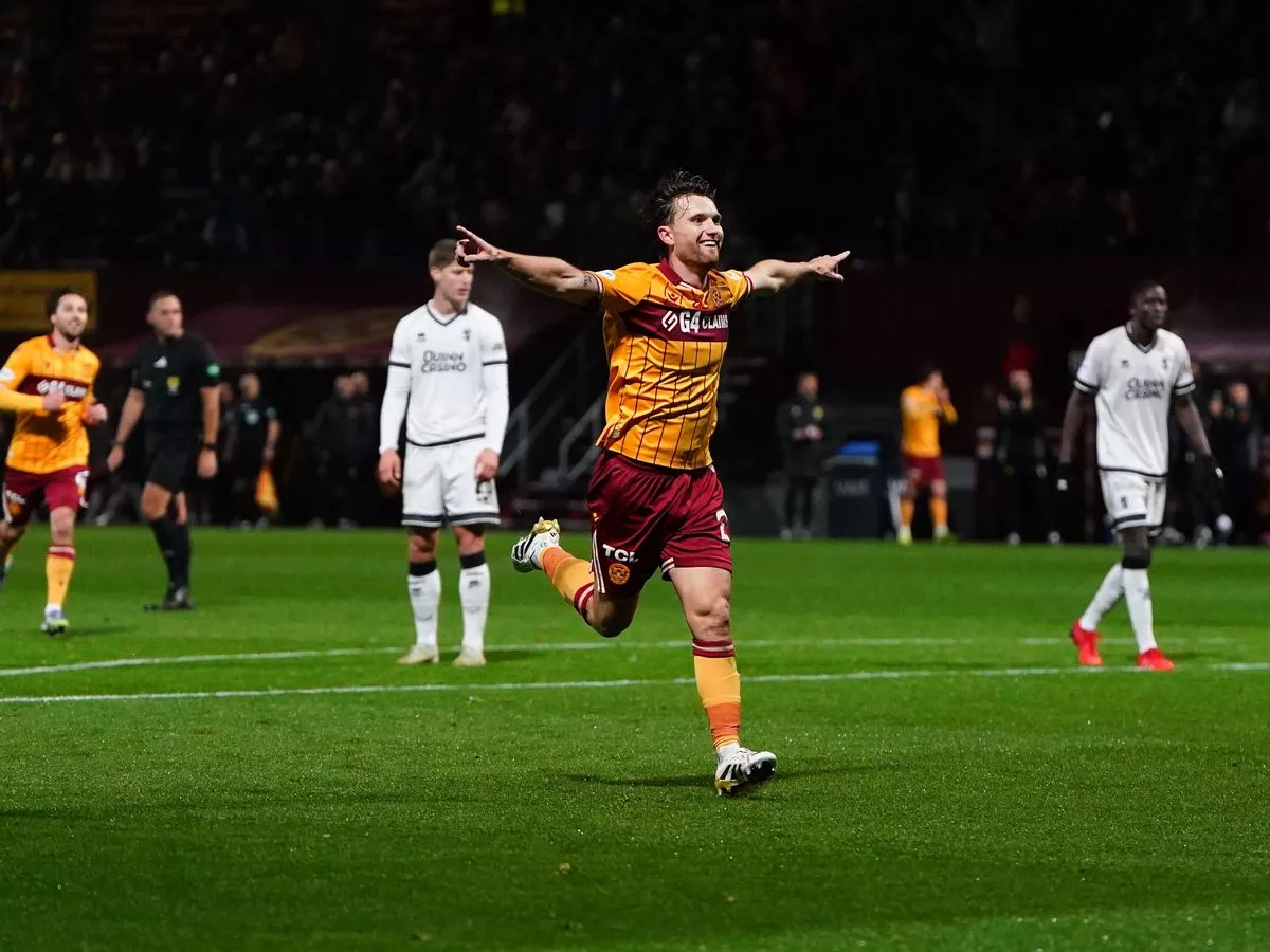 Motherwell 2 Dundee United 0: Win is perfect preparation for semi-final, says Askou