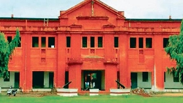 15 students of Ravenshaw University’s East Hostel fall ill due to food poisoning