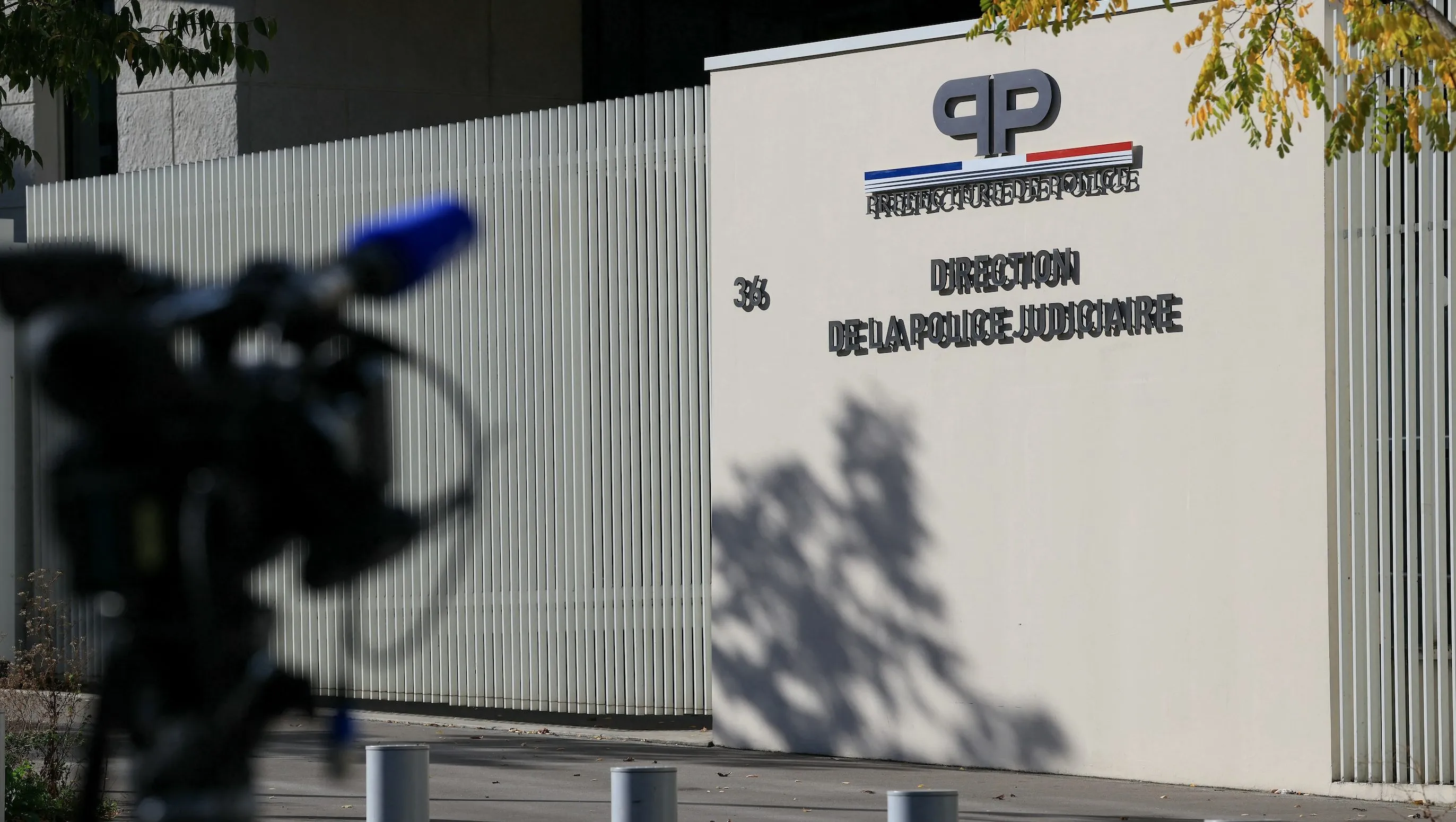 Who Are the Louvre Heist Suspects? Updates on the Investigation