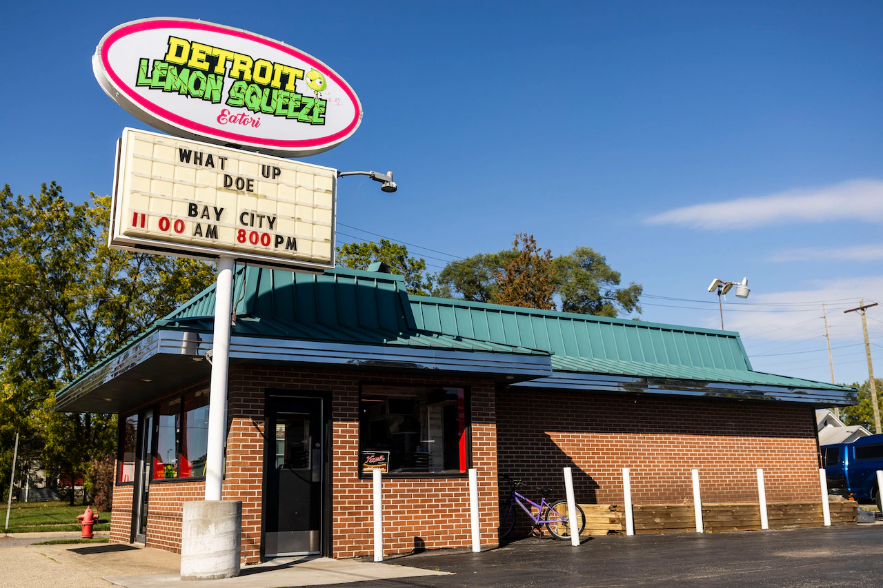 Food truck owner opens new restaurant, waterpark wins prestigious award and other mid-Michigan business news