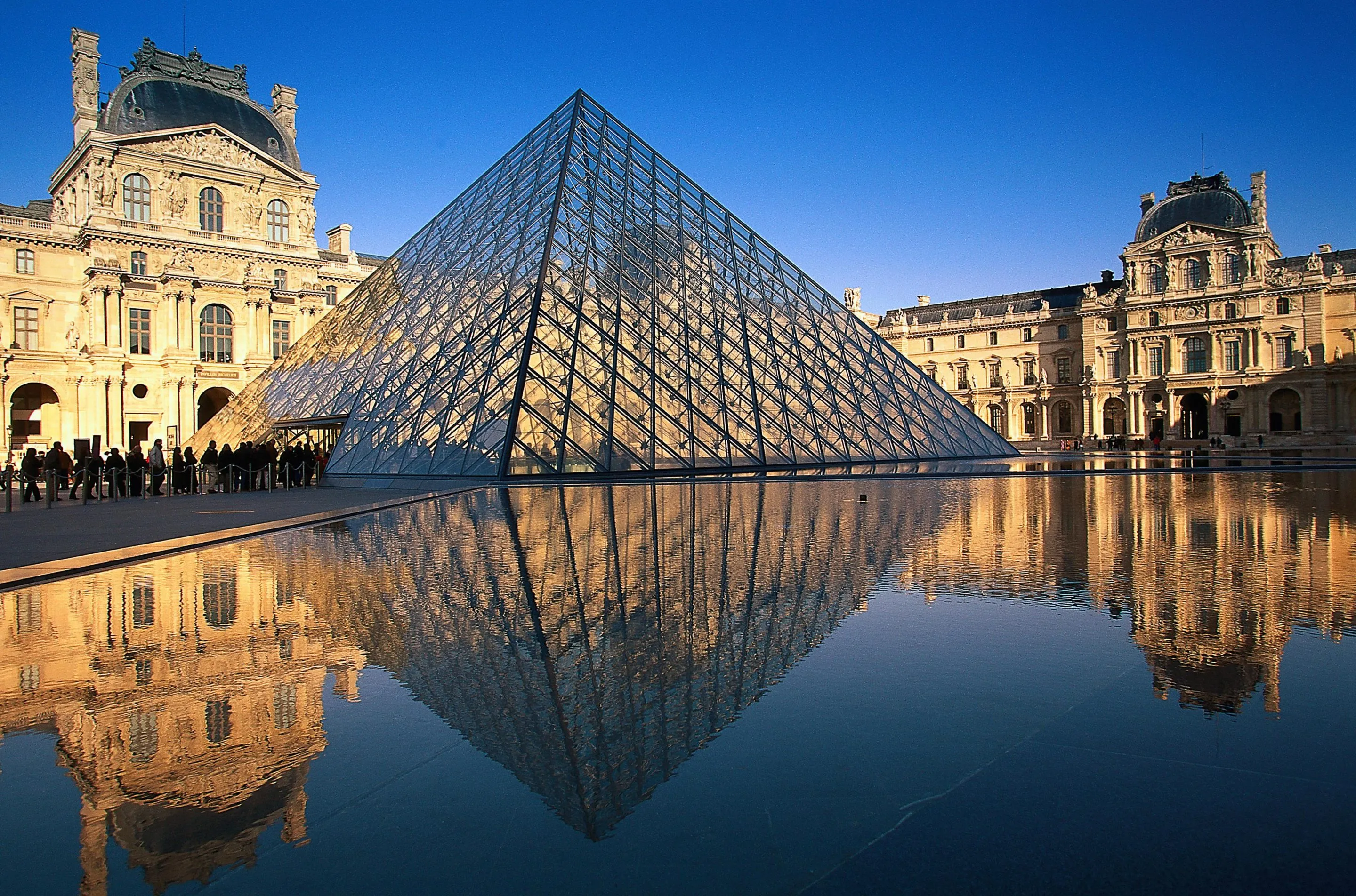 Suspects in Louvre heist in custody after week-long manhunt