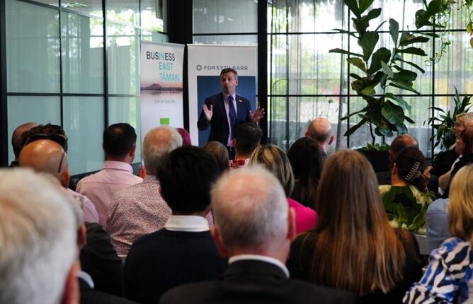 Seymour talks ‘value for money’ to business heads