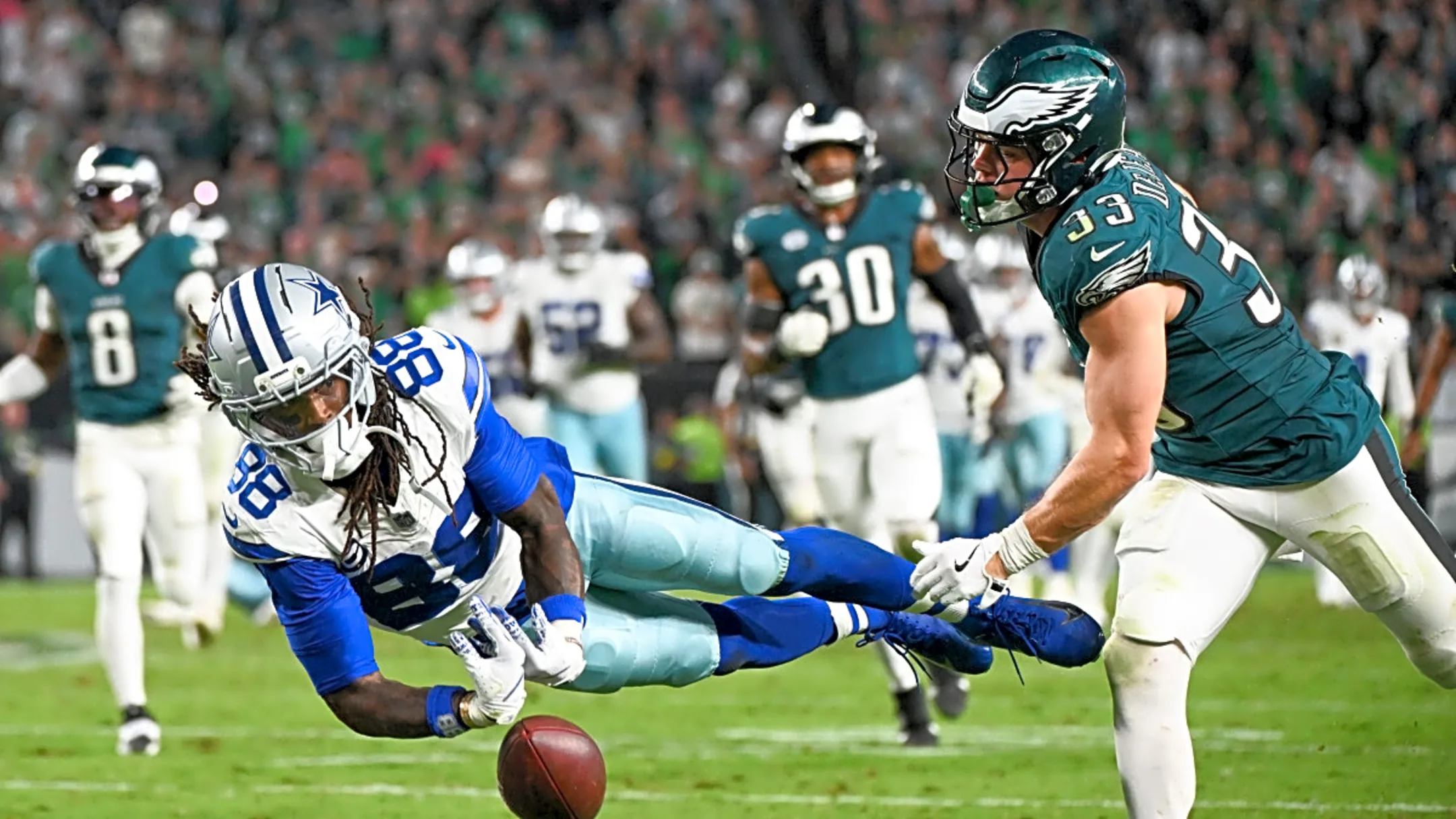 Eagles' latest trade is likely to have a major impact on fan favorite starter immediately