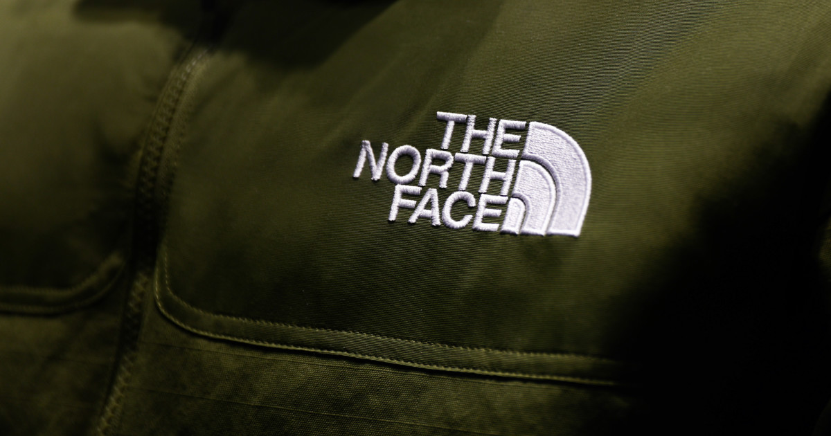 This Highly Rated North Face Jacket Is Over 40% Off at REI