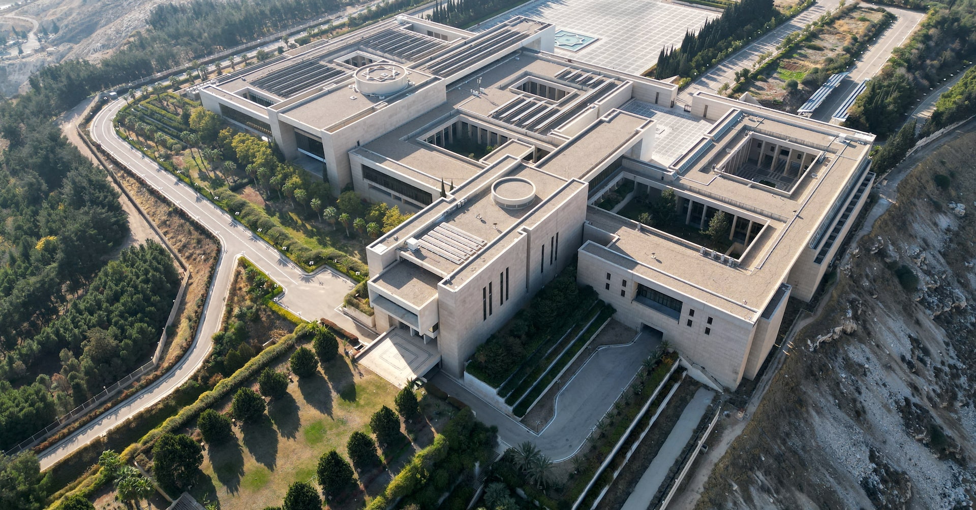 No spoils of war: Syria's new ruler lays down the law to loyalists