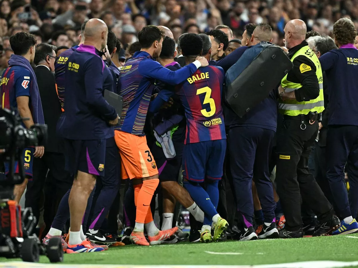 Bellingham nets El Clásico winner but tensions flare between Real Madrid and Barcelona after red card