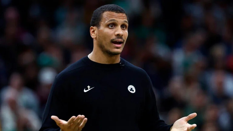 Joe Mazzulla has expected answer when asked of Celtics tanking