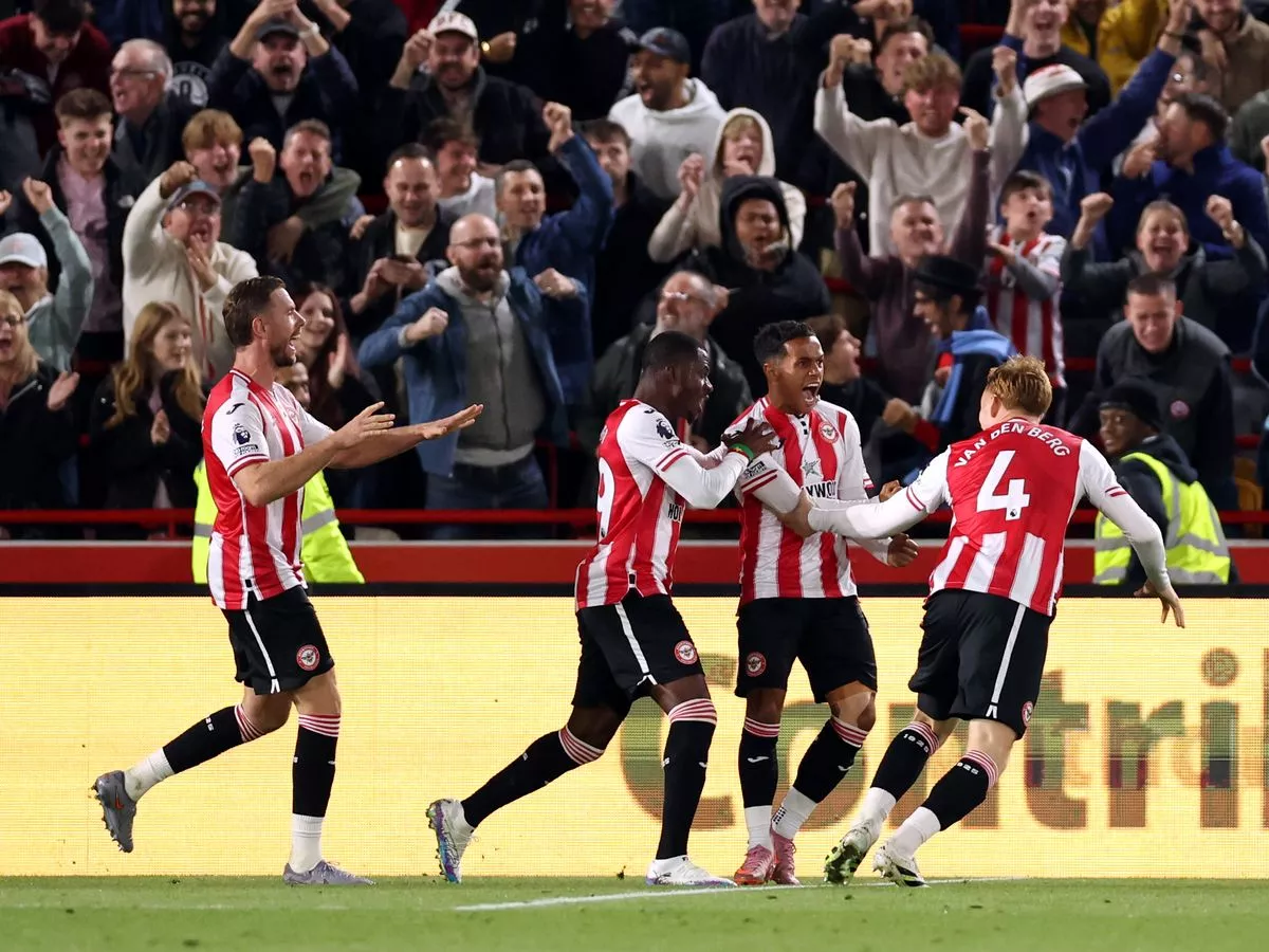 Forgotten Premier League ace set for transfer talks as £27.5m star edges closer to exit