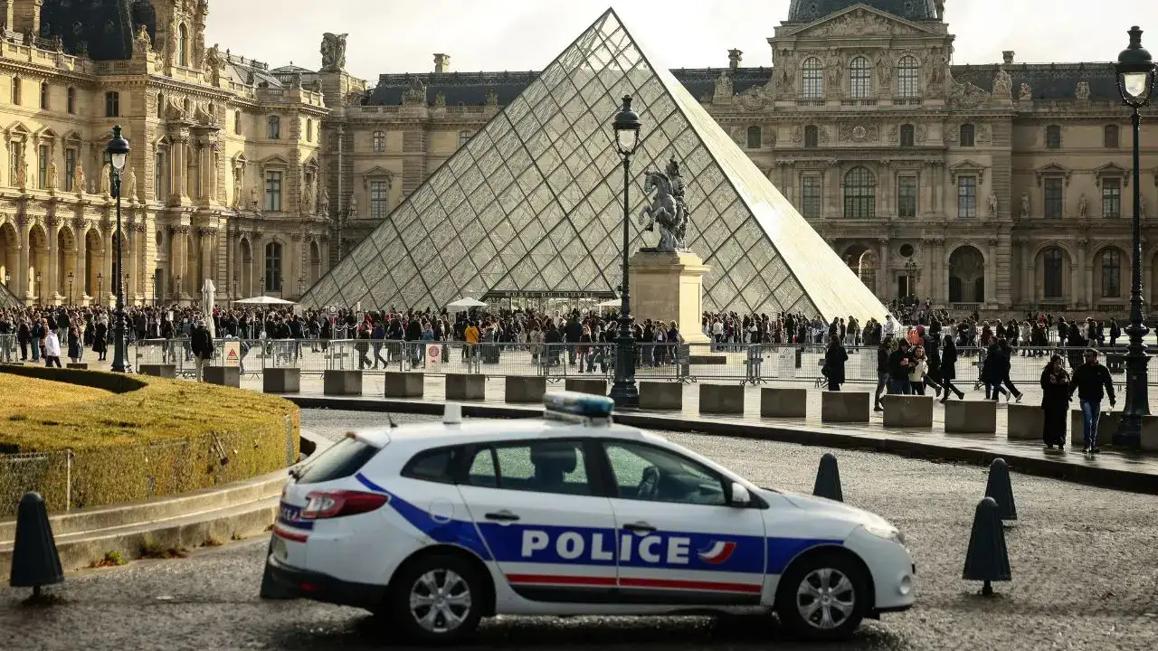 How Louvre Museum Heist Suspect Was Caught in the Nick of Time at Paris Airport