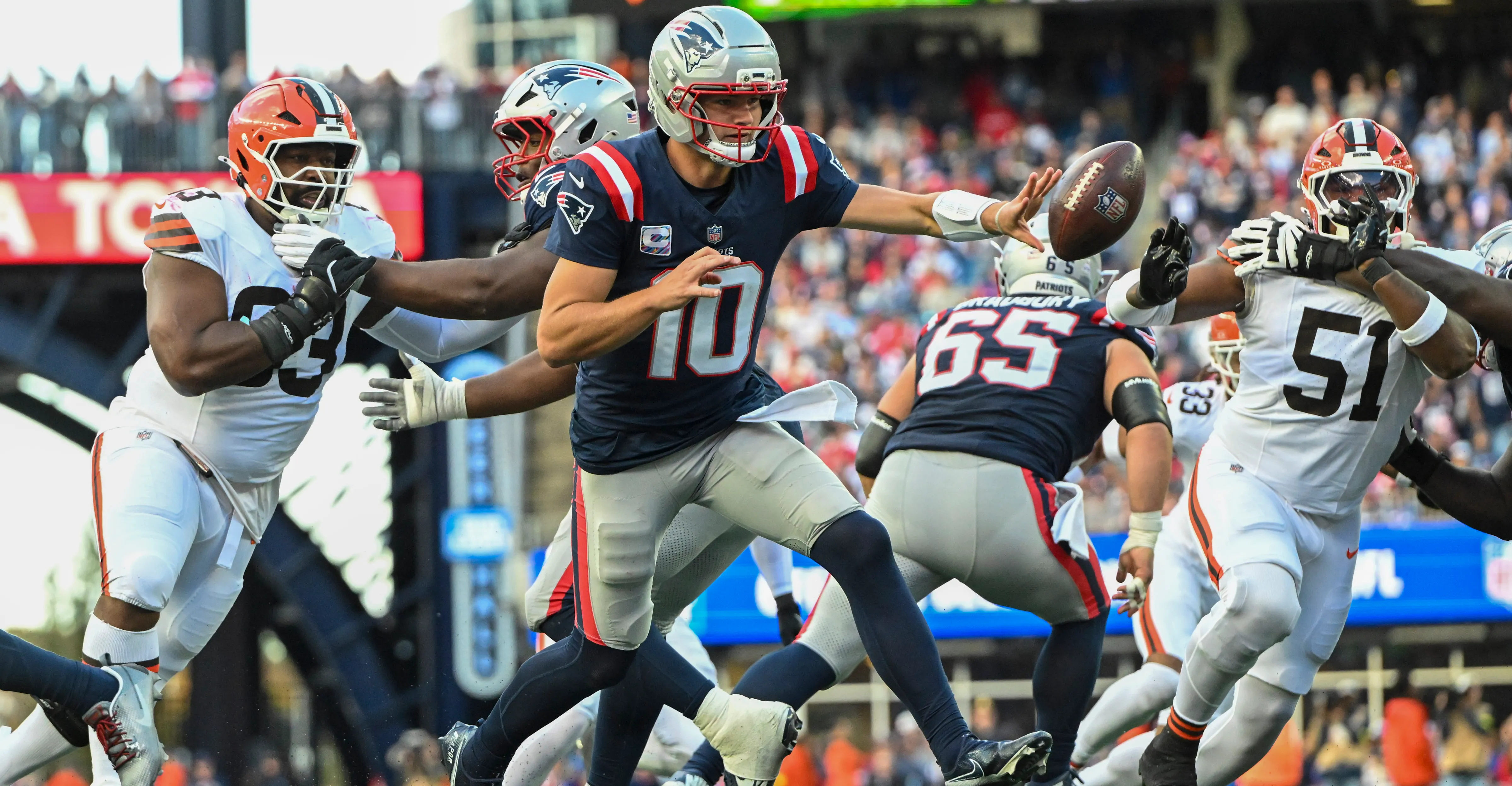 NFL teams that can shock the world in the playoffs, featuring the New England Patriots