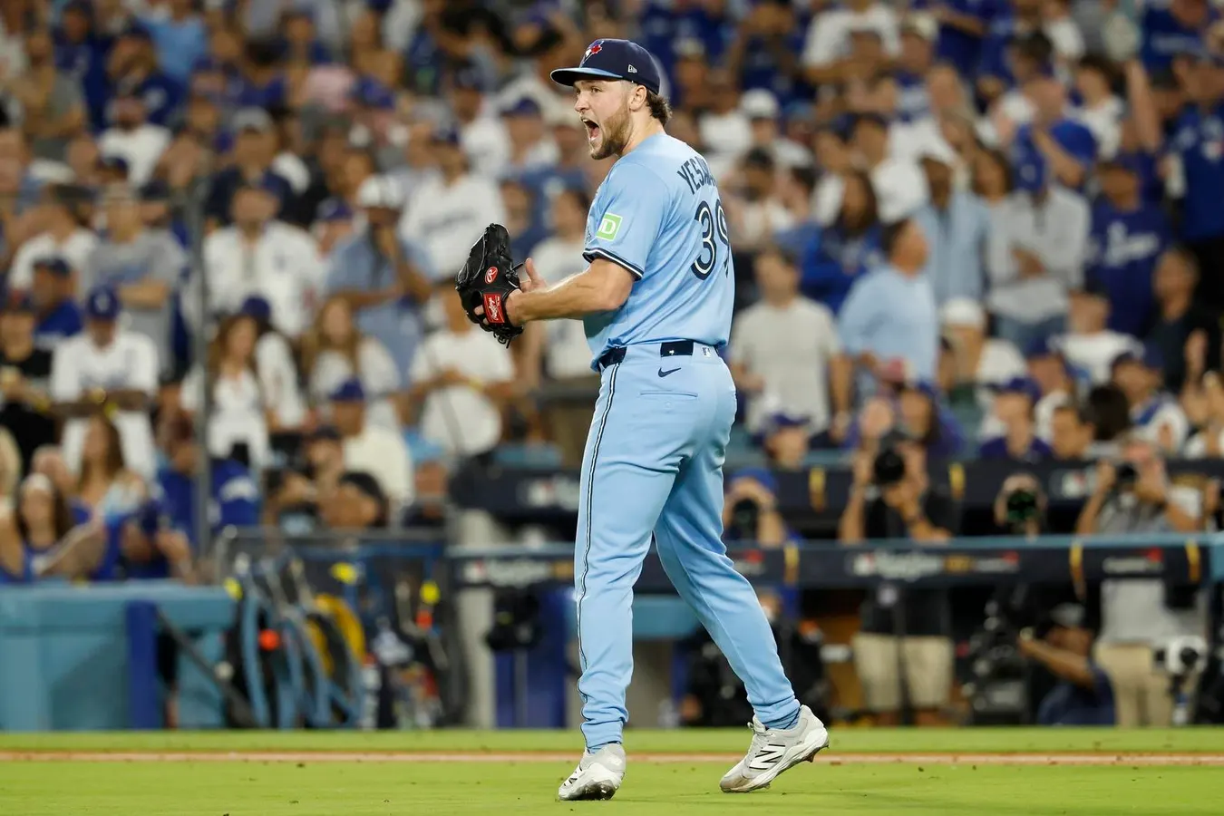 Under Pressure: How Psychology And Leadership Drive Clutch Performance