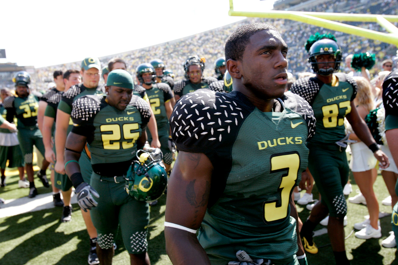 Former Oregon WR Cameron Colvin arrested on federal fraud charges: Report