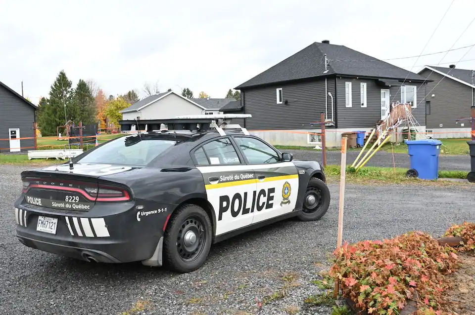 [PHOTOS] Tentative de meurtre à Dosquet: l’attaque serait liée aux coups de feu à Lévis