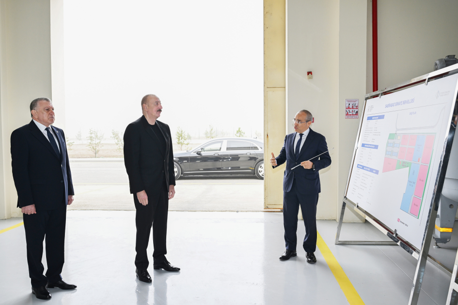 President Ilham Aliyev visits agrochemical production facility in Sabirabad (PHOTO)
