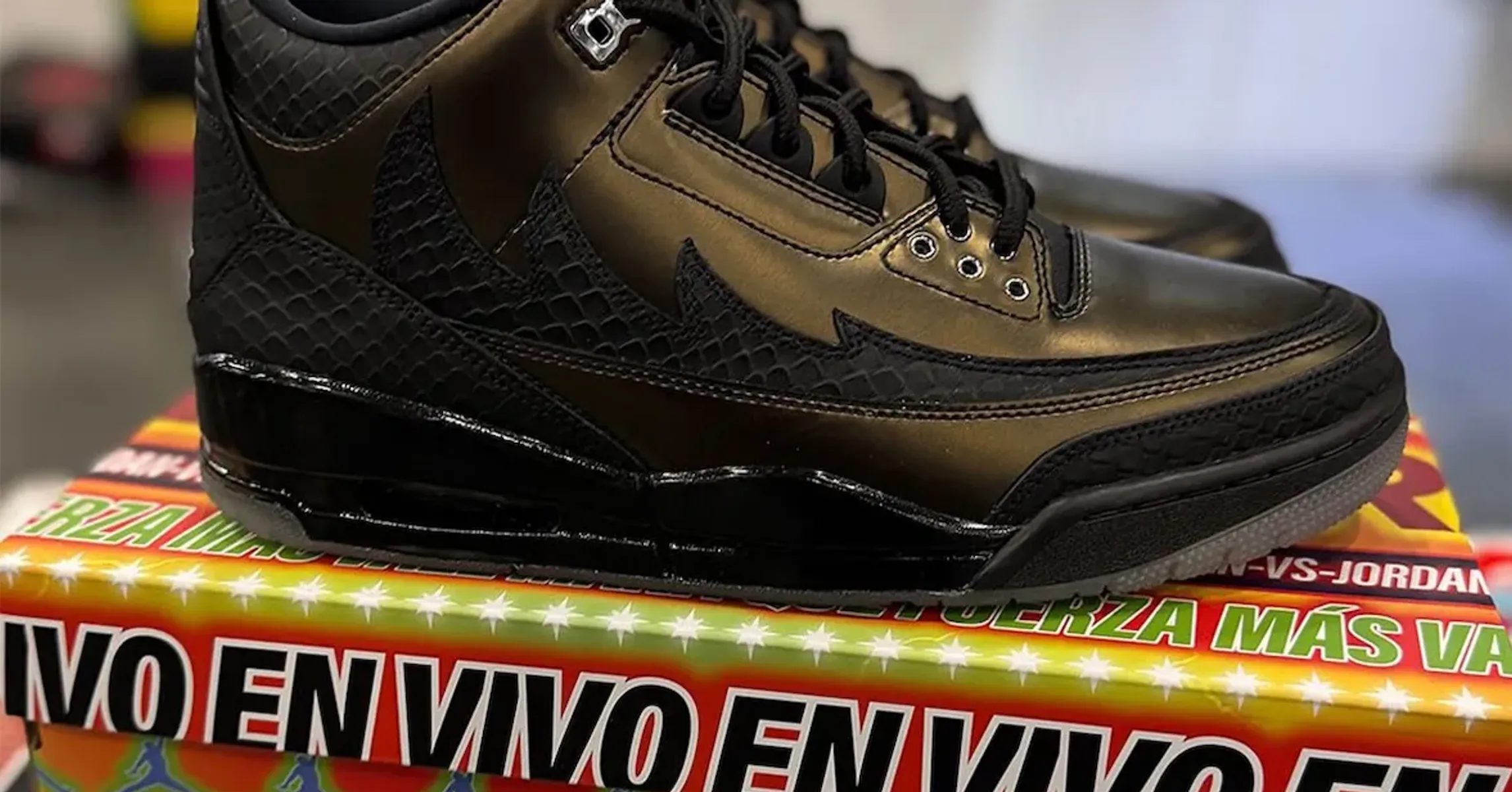 The Air Jordan 3 “El Vuelo” Black Sample Unveiled At ComplexCon