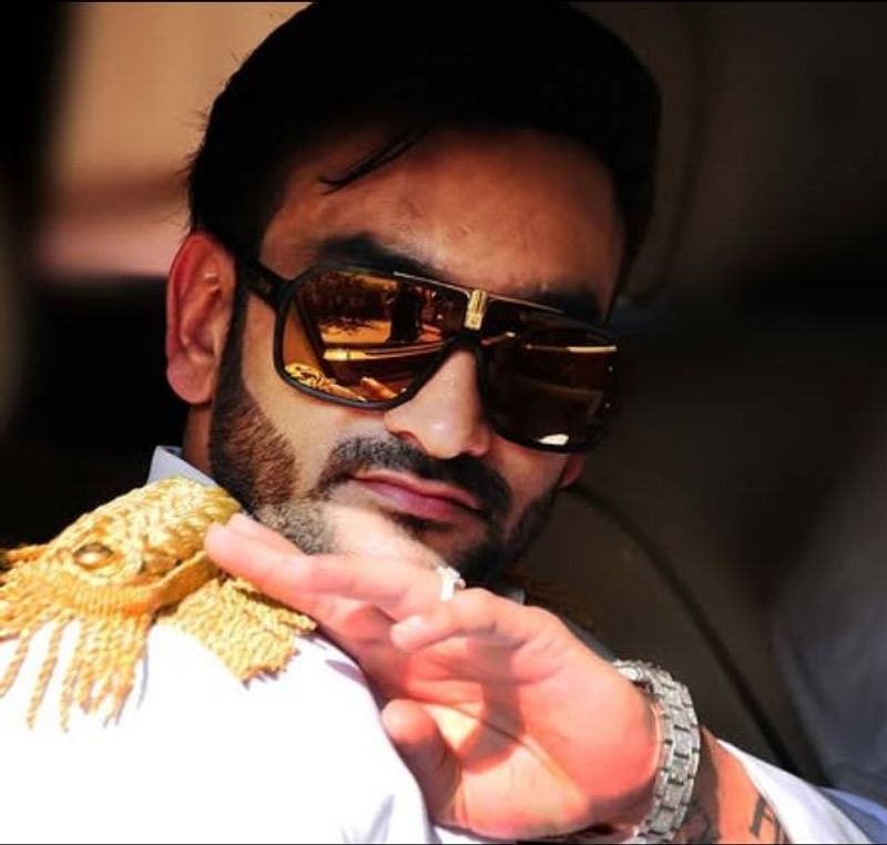 Gangster Sunil Sardhania held at Delhi airport for attack on singer Fazilpuria, property dealer’s murder