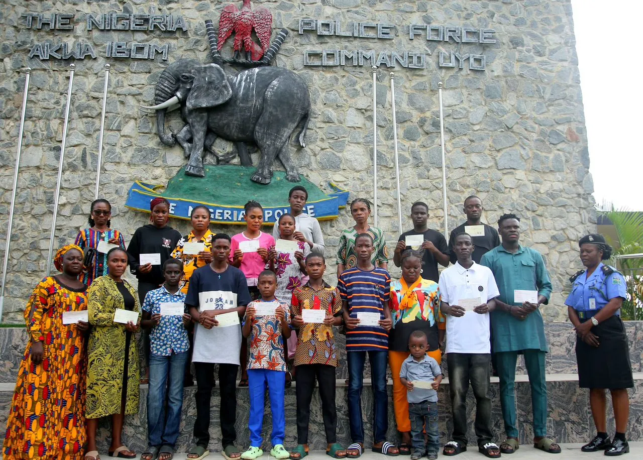 Police present N22.9m to families of fallen officers in Akwa Ibom