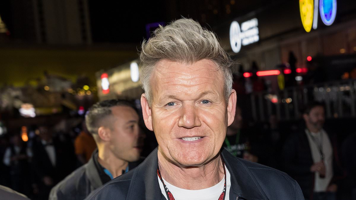 Gordon Ramsay reaches out to Brooklyn Beckham as the aspiring chef gets back in the kitchen after David and Victoria's surprise olive branch