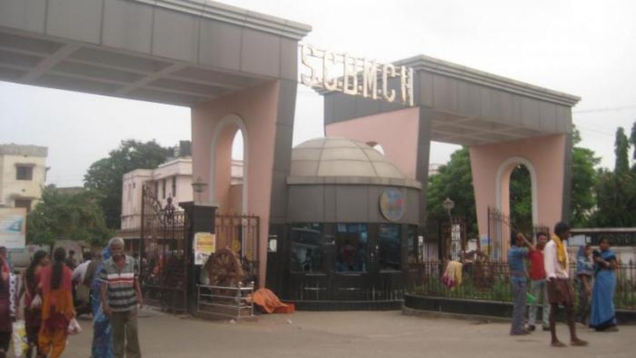 Odisha: 15 Ravenshaw University students hospitalised due to suspected food poisoning