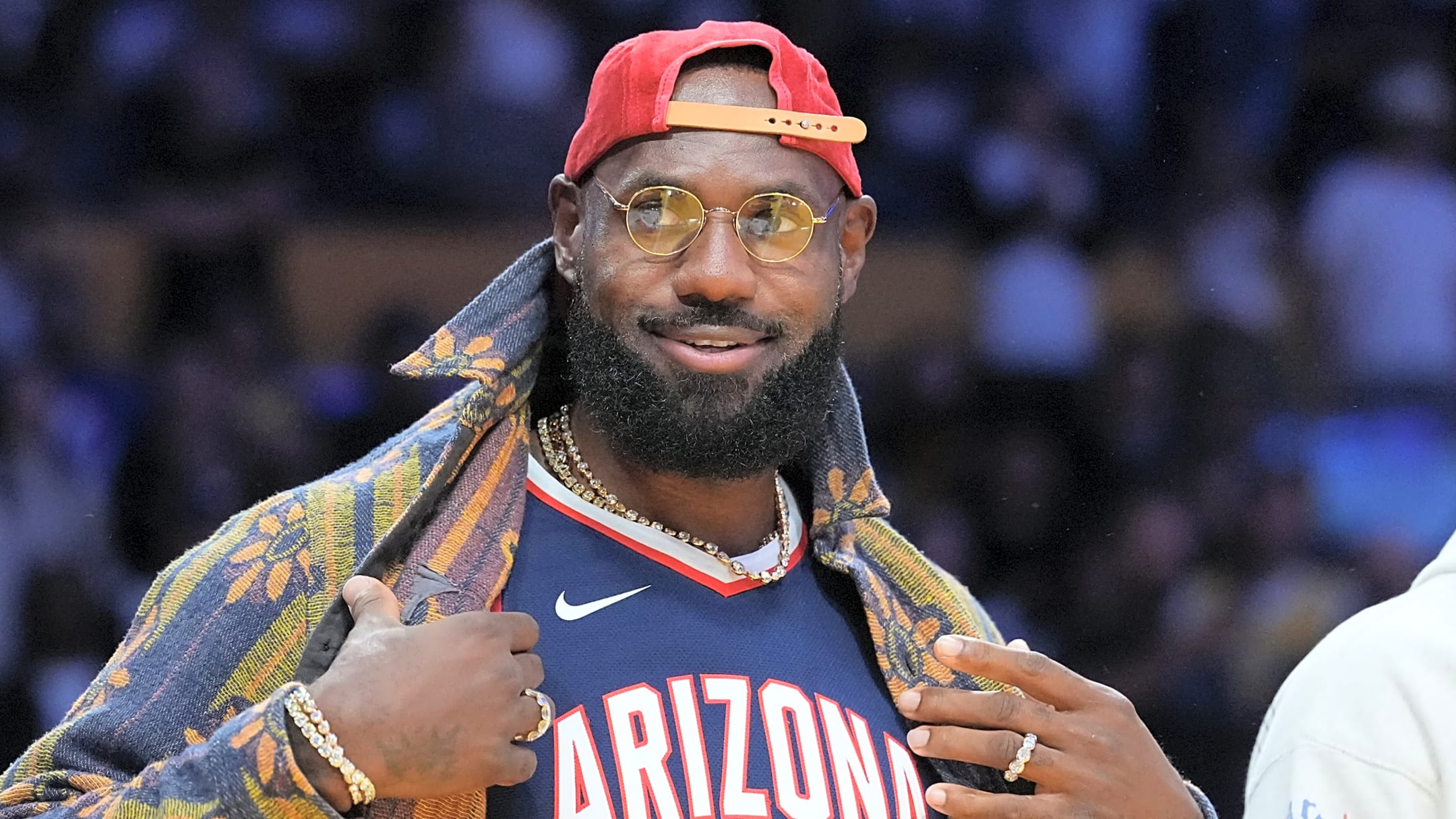 The Los Angeles Lakers Are Kings of the Sports Card Market