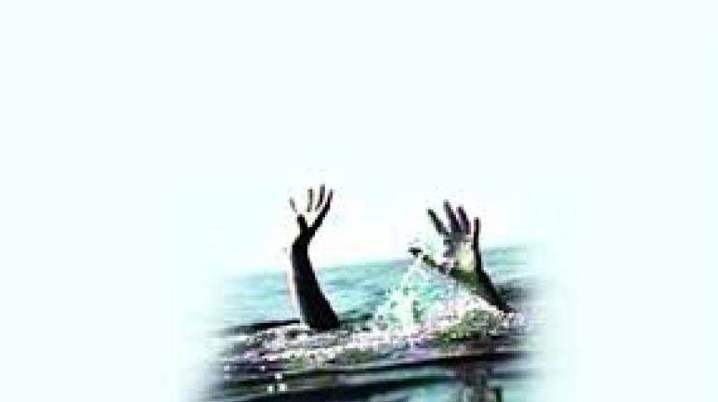 Woman Drowns Trying to Retrieve Purse