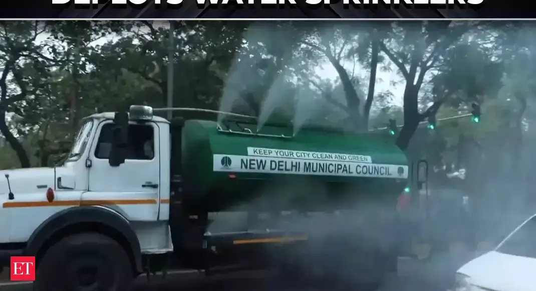 Delhi chokes under toxic smog; authorities deploy water sprinklers to combat worsening air pollution