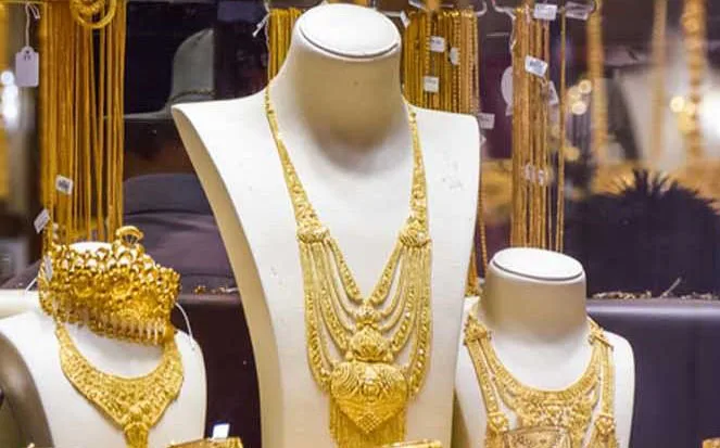 വീണ്ടും സ്വർണവില കൂടി: ഇന്നലെ കുറഞ്ഞ അത്രയും ഒറ്റയടിക്ക് കൂടി, ആഭരണത്തിന് 95000 രൂപ!