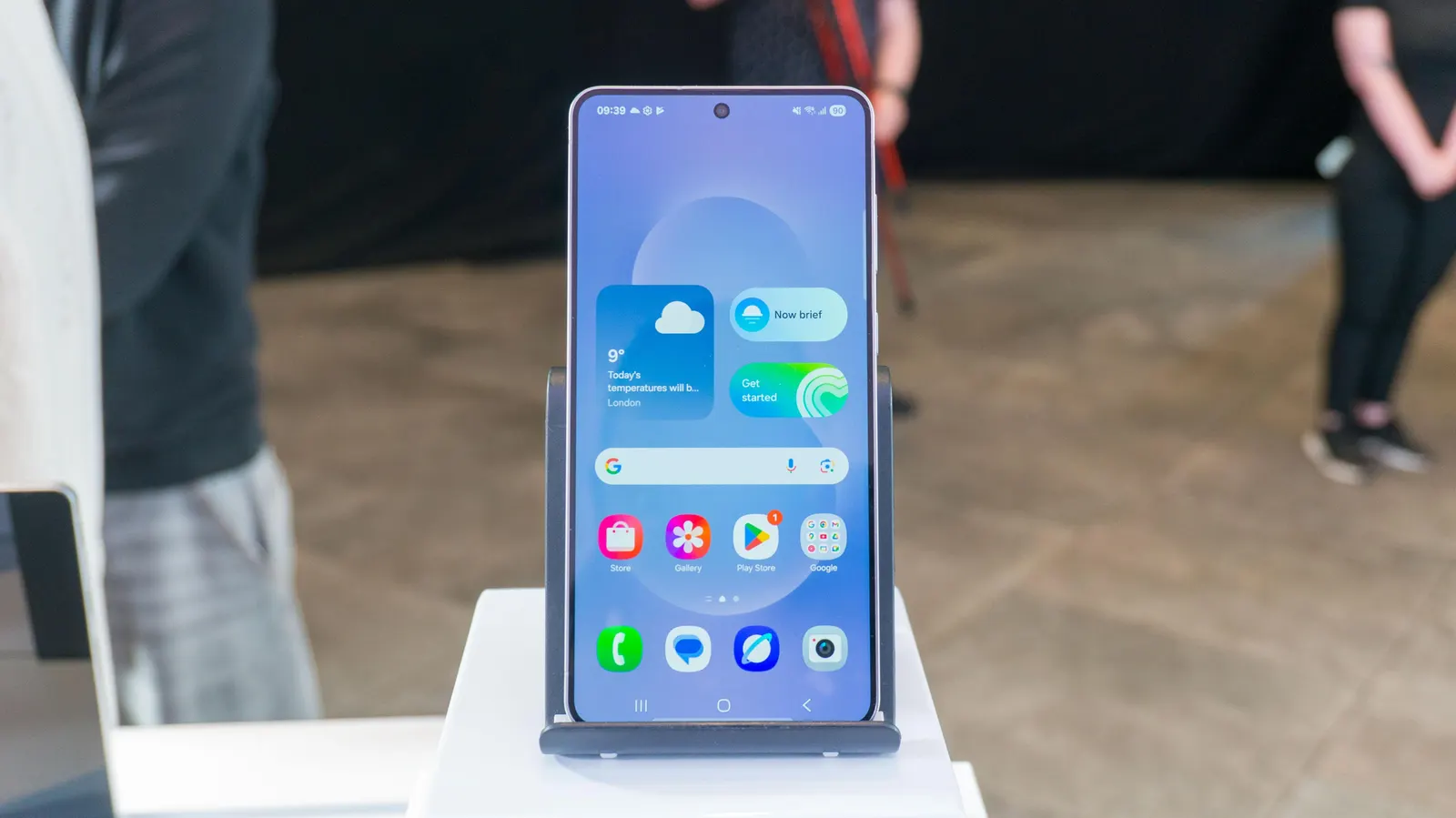 Samsung Won’t Kill Controversial Galaxy S26 Completely