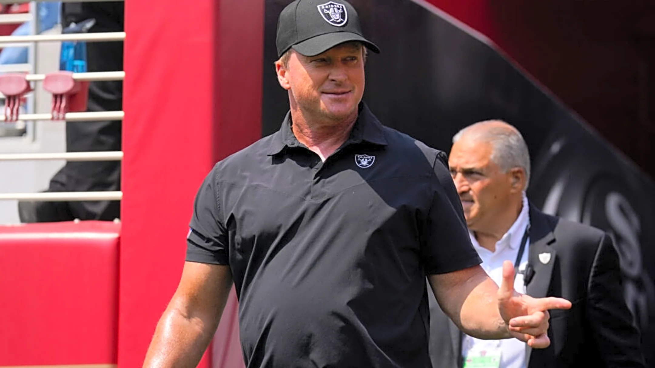 ‘Be Ready’: Jon Gruden Warns Packers Ahead of Rodgers Showdown
