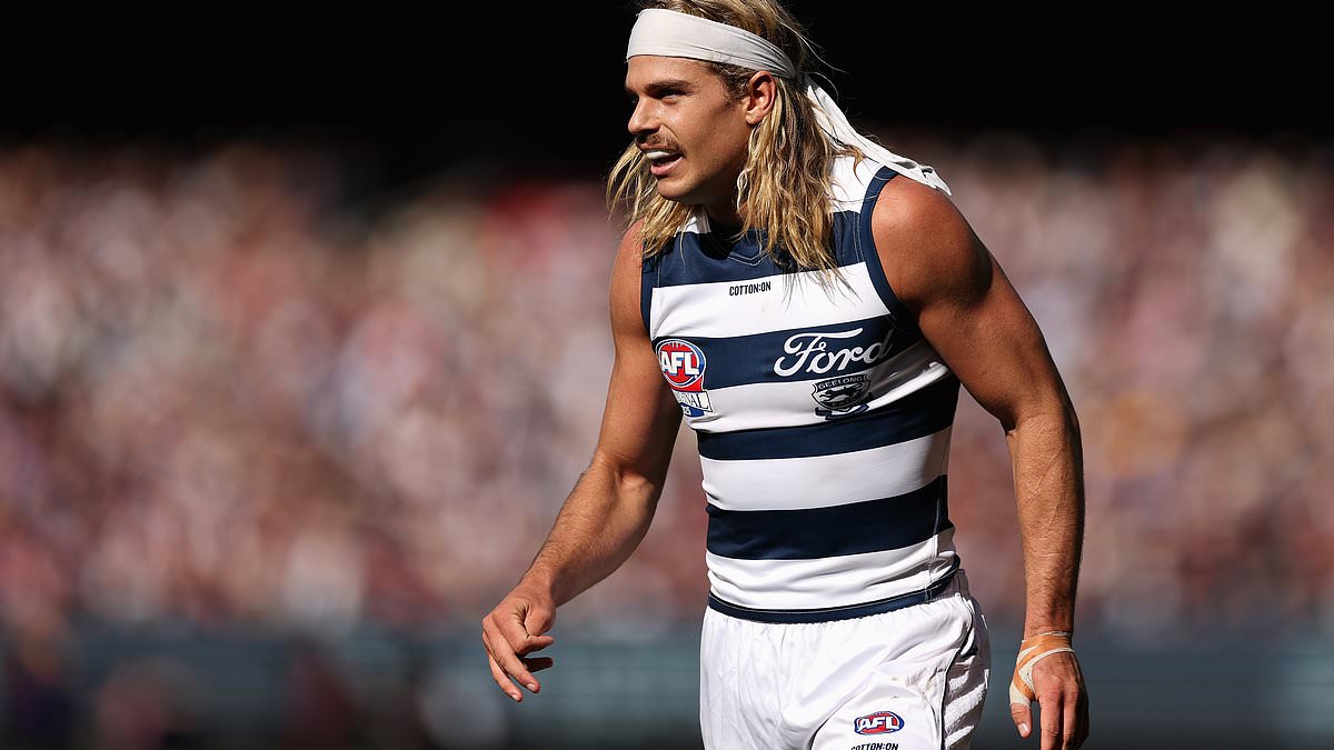Look away Geelong supporters, Bailey Smith 'susses out' real estate in Western Australia