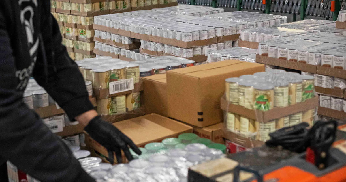 Alaska lawmakers consider steps to replace $25M in federal food assistance amid shutdown