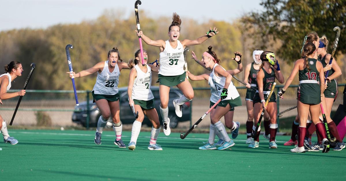 St. Joseph's, John Burroughs advance to field hockey title game after winning thrillers