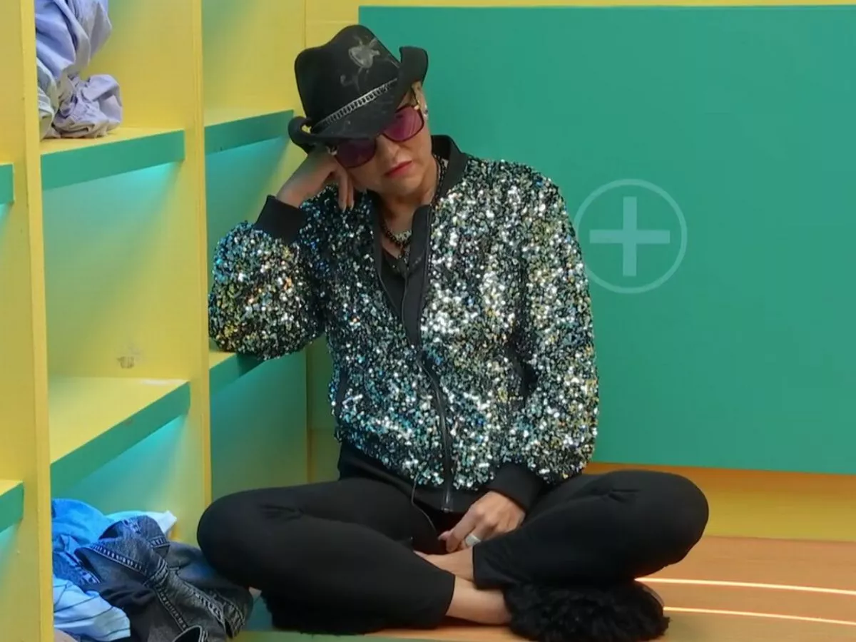 Big Brother's Caroline Monk unrecognisable in old snap with Holly Willoughby