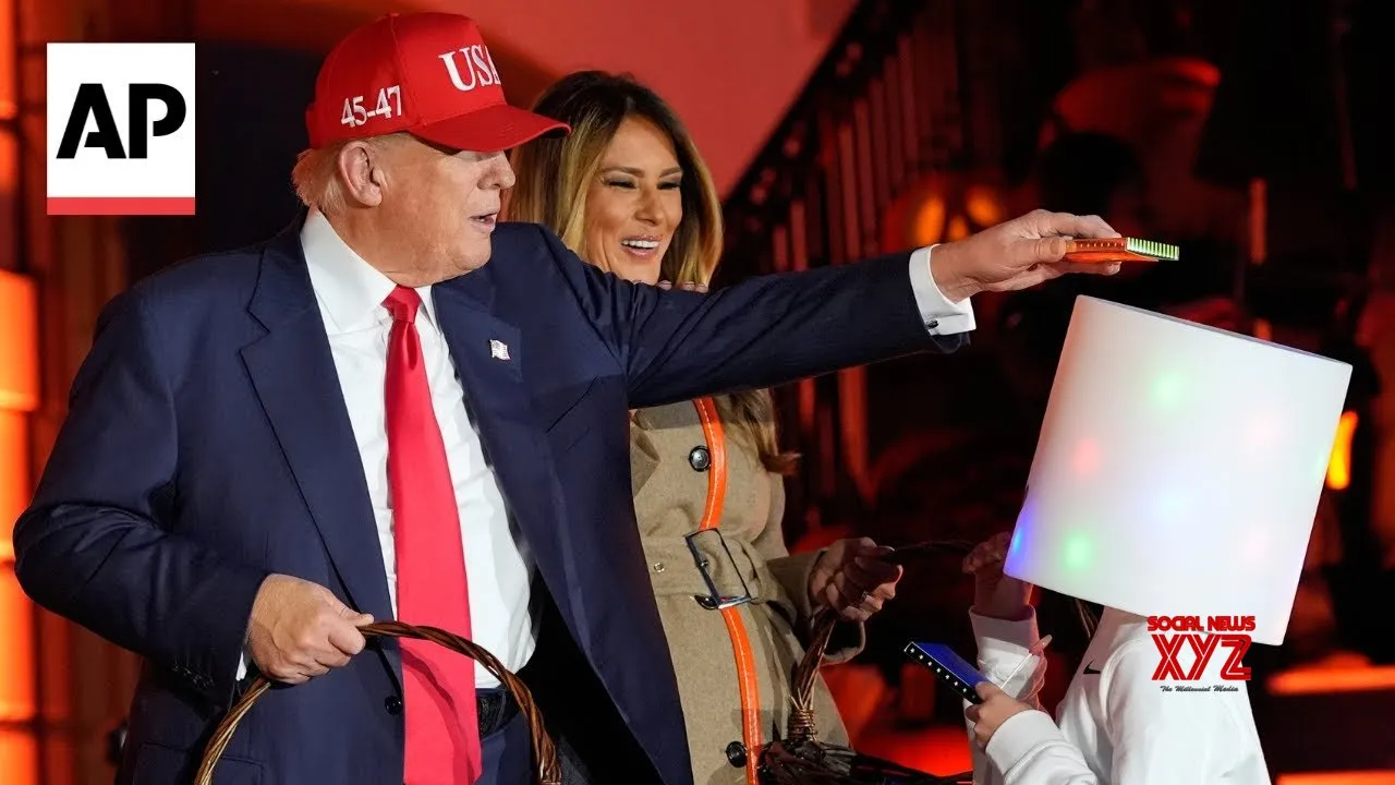 Donald and Melania Trump hand out candy at White House Halloween event (Video)