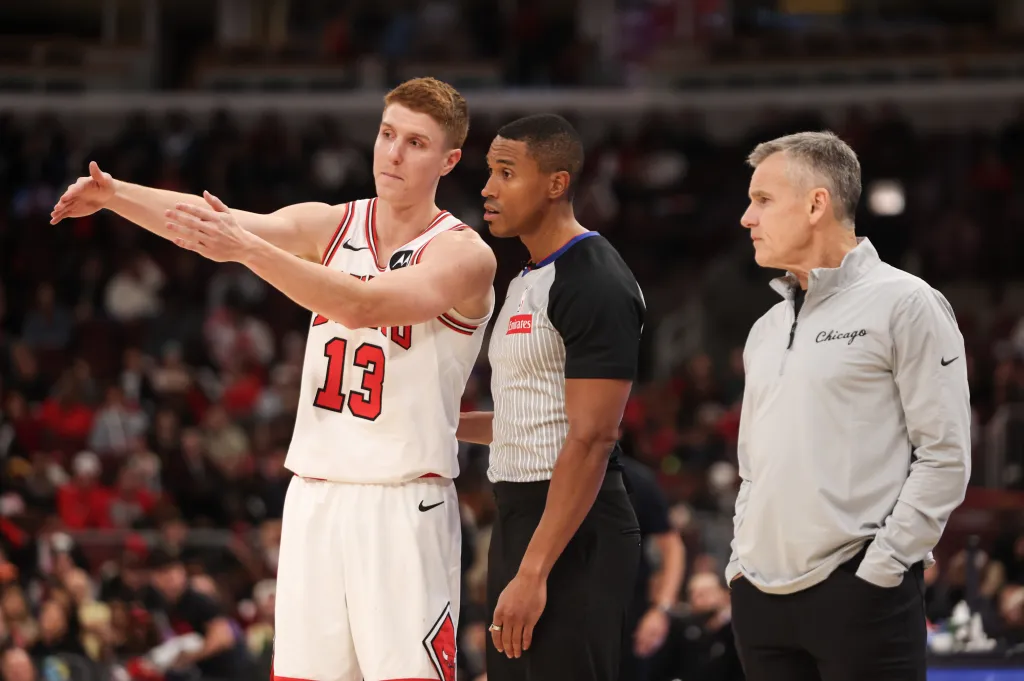 Billy Donovan's 'gut' decisions working for Chicago Bulls