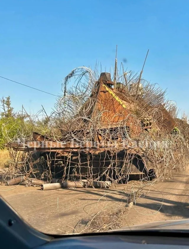Tanks in Ukraine look like something straight out of mad max.