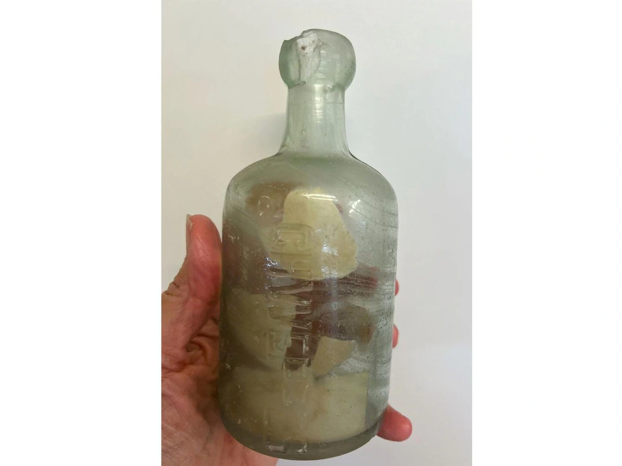 Messages in bottle from WWI soldiers discovered 109 years later