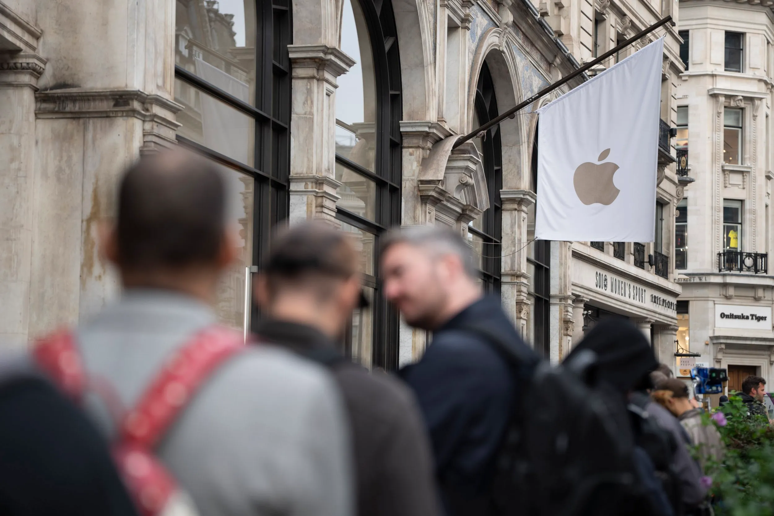 Apple customers could be in line for £75 payout after tech giant loses lawsuit